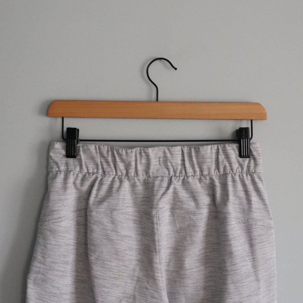 Lululemon Womens White Sz 4 On The Fly Pull On Athletic Stretch Luxtreme Joggers - Picture 6 of 14